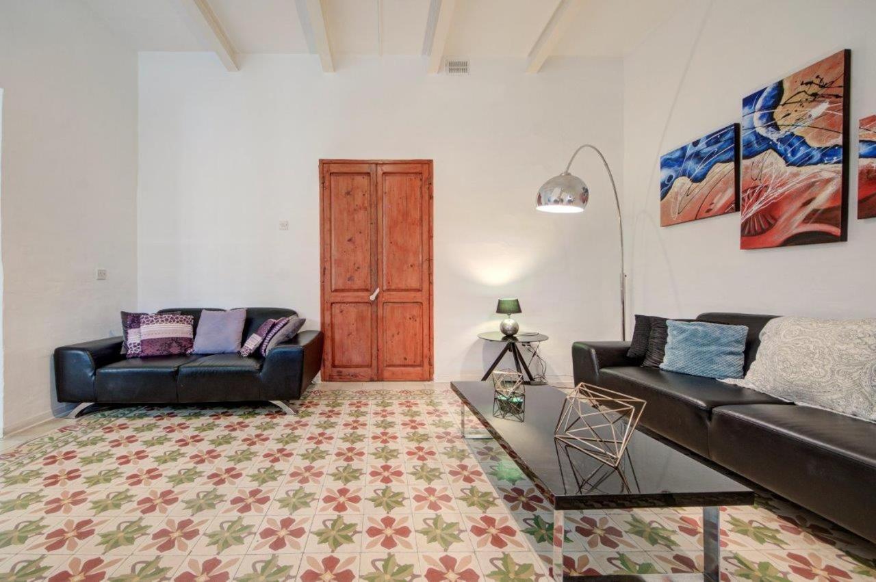 Valletta 2 Bedroom Sleeps 6 Apartment Walking Distance To Centre And The Sea Exterior foto
